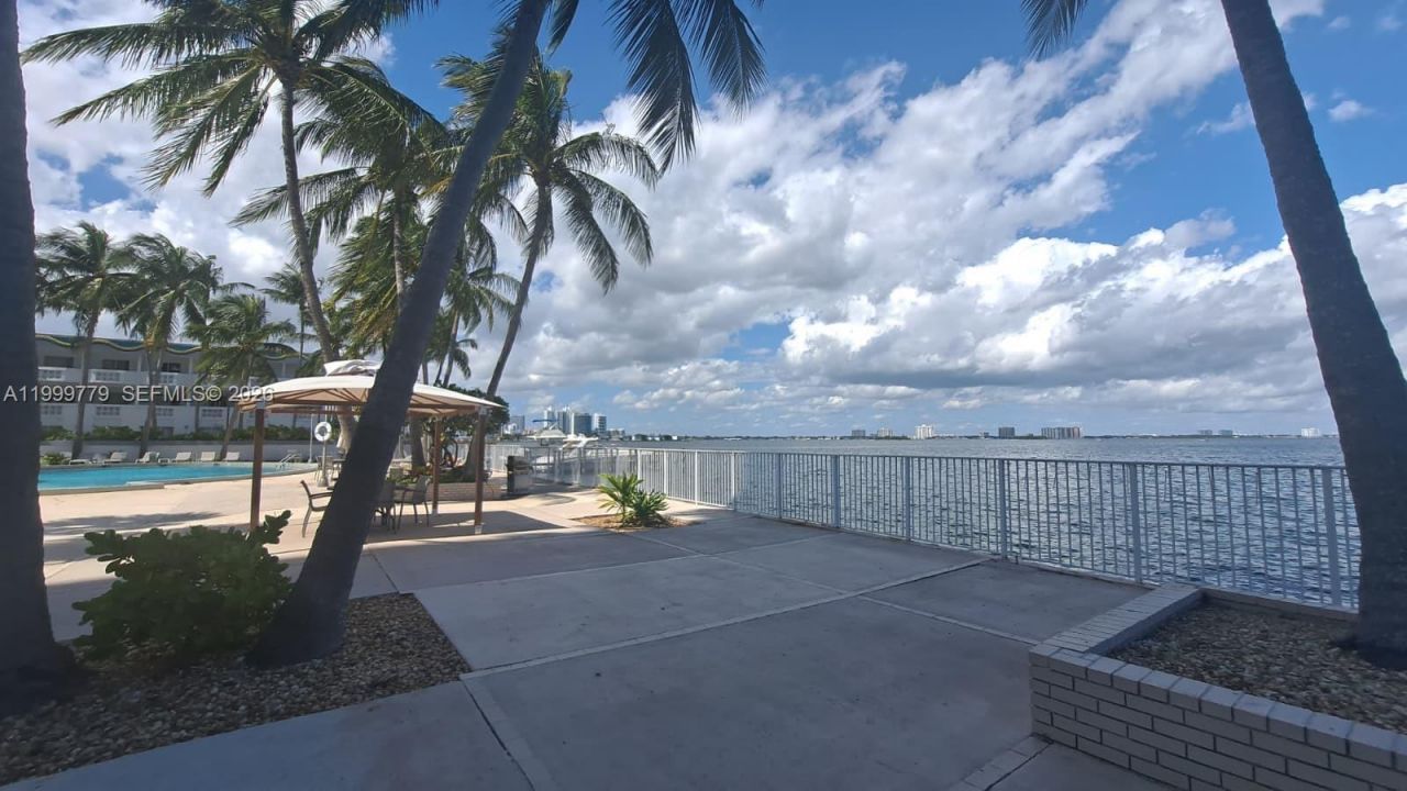 1865 79th St Cswy, Unit 8E, North Bay Village, FL 33141 Photo