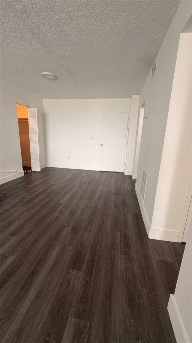 1865 79th St Cswy, Unit 8E, North Bay Village, FL 33141 Photo