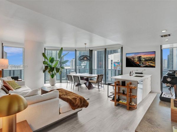 45 SW 9th St , Unit 1803, Miami, FL 33130