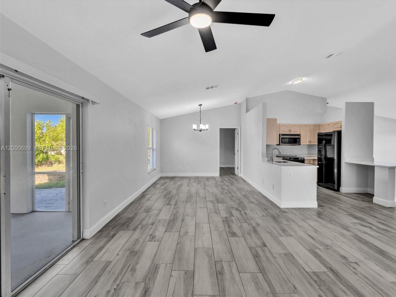 2022 NW 9th Terrace, Cape Coral, FL 33993 Photo