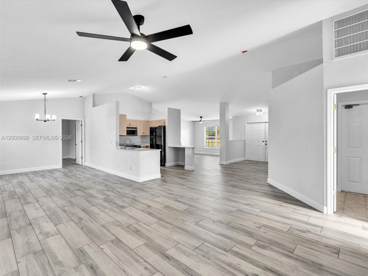 2022 NW 9th Terrace, Cape Coral, FL 33993 Photo