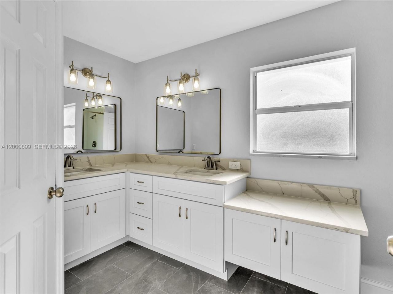 2022 NW 9th Terrace, Cape Coral, FL 33993 Photo