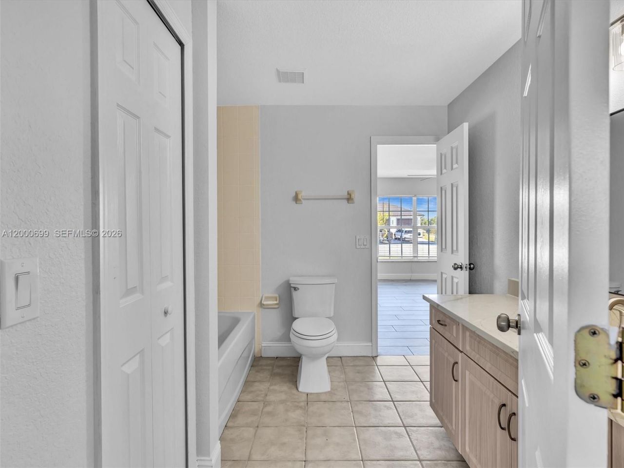 2022 NW 9th Terrace, Cape Coral, FL 33993 Photo