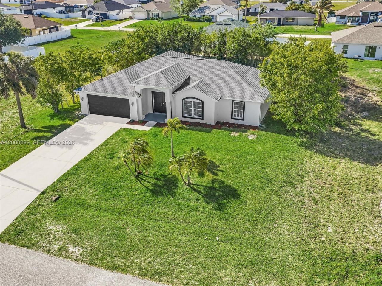 2022 NW 9th Terrace, Cape Coral, FL 33993 Photo