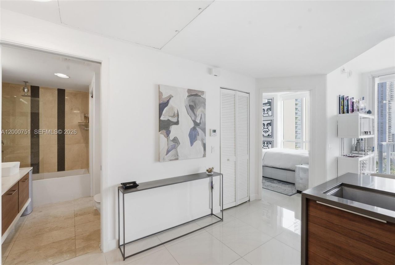 601 NE 27th St, Unit 1506, Miami, FL 33137 Photo