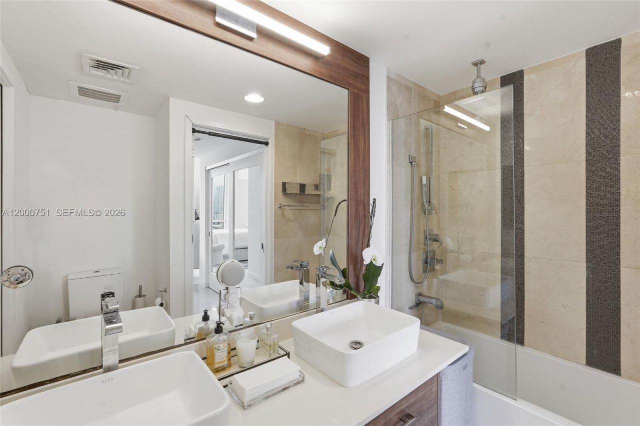 601 NE 27th St, Unit 1506, Miami, FL 33137 Photo