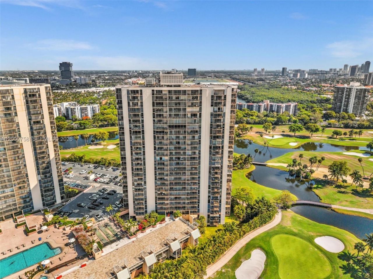 20329 W Country Club Dr, Unit TH10, Aventura, FL 33180 Photo