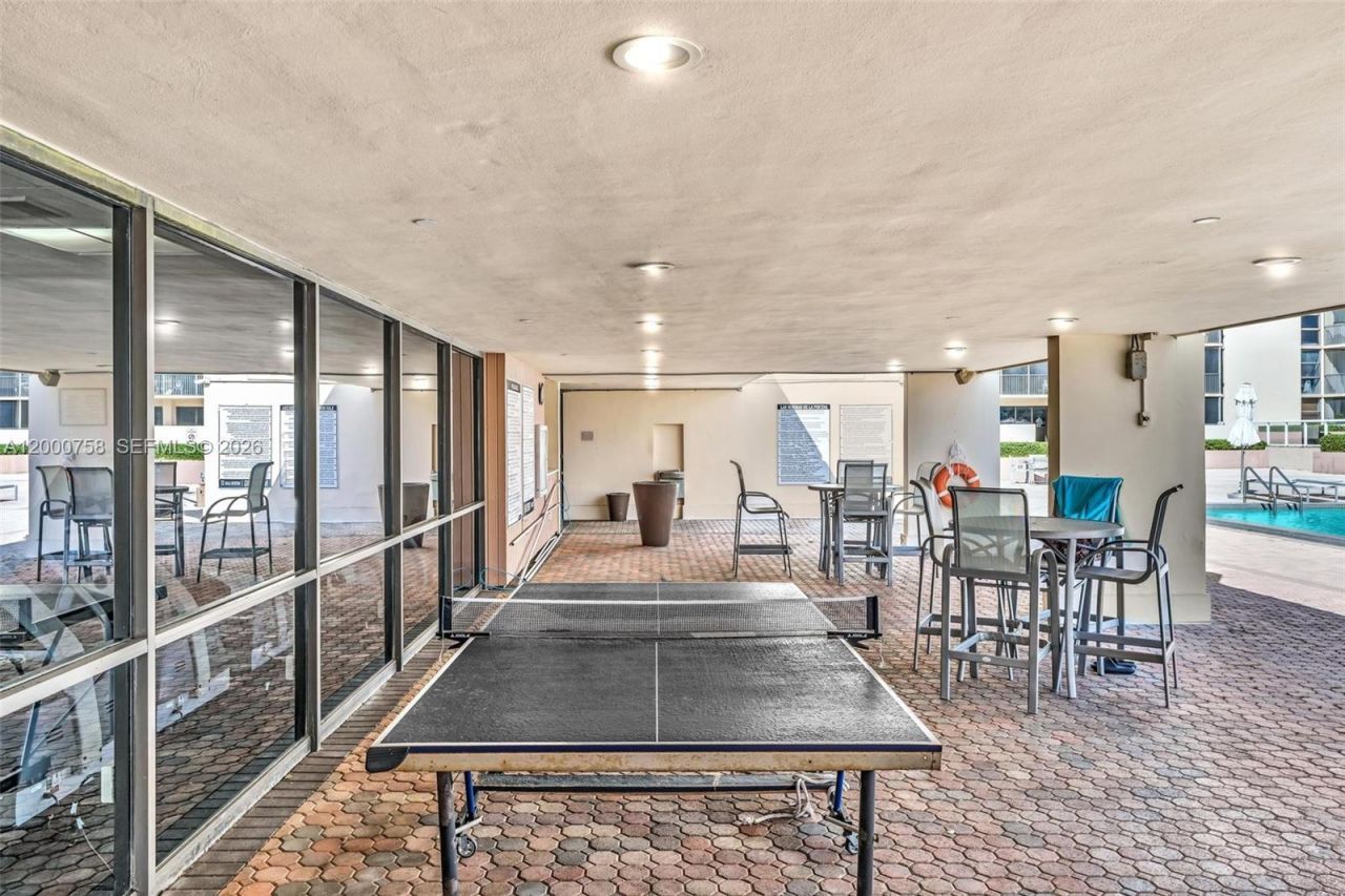 20329 W Country Club Dr, Unit TH10, Aventura, FL 33180 Photo