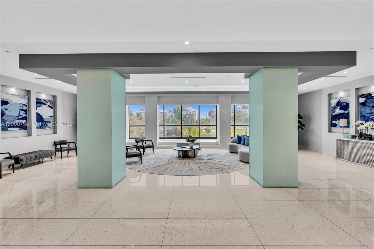 20329 W Country Club Dr, Unit TH10, Aventura, FL 33180 Photo