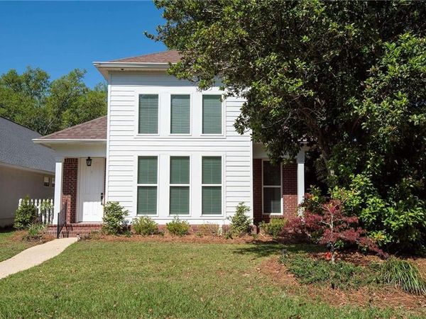 100 Kensington Court, Fairhope, AL 36532