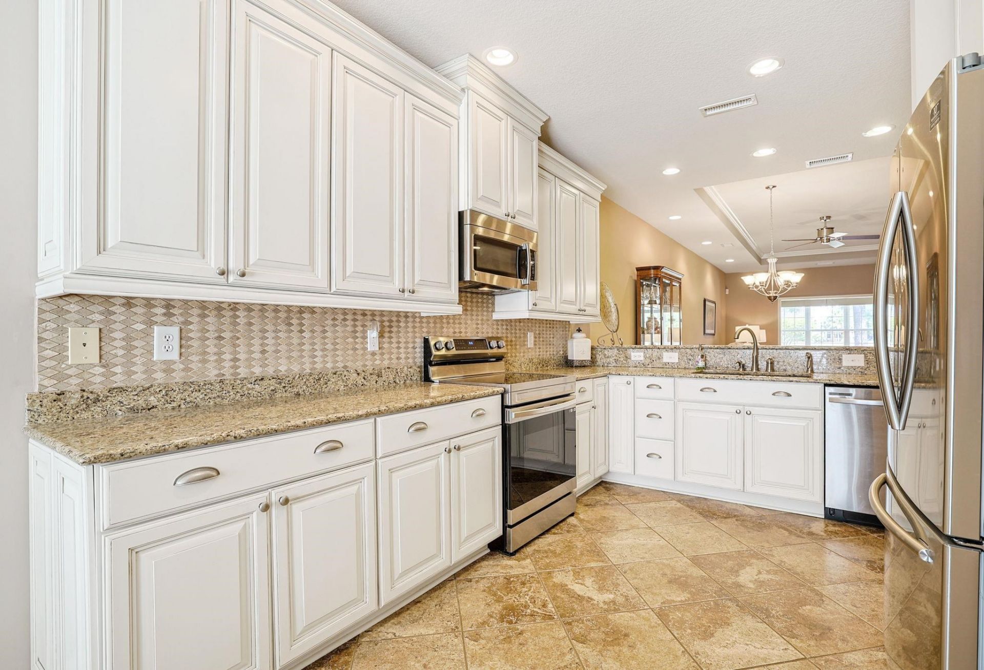 754 Foxtail Dr. Photo 10