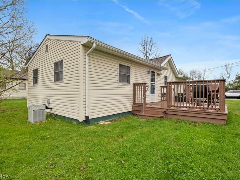 4556 Hawthorne Avenue, Sheffield Lake, OH 44054 Photo 24