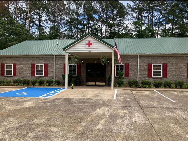 2464 Main St., Plantersville, MS 38862