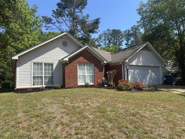 134 Cedar Creek Dr., Pontotoc, MS 38863
