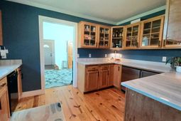 728 Riverland Drive photo 4