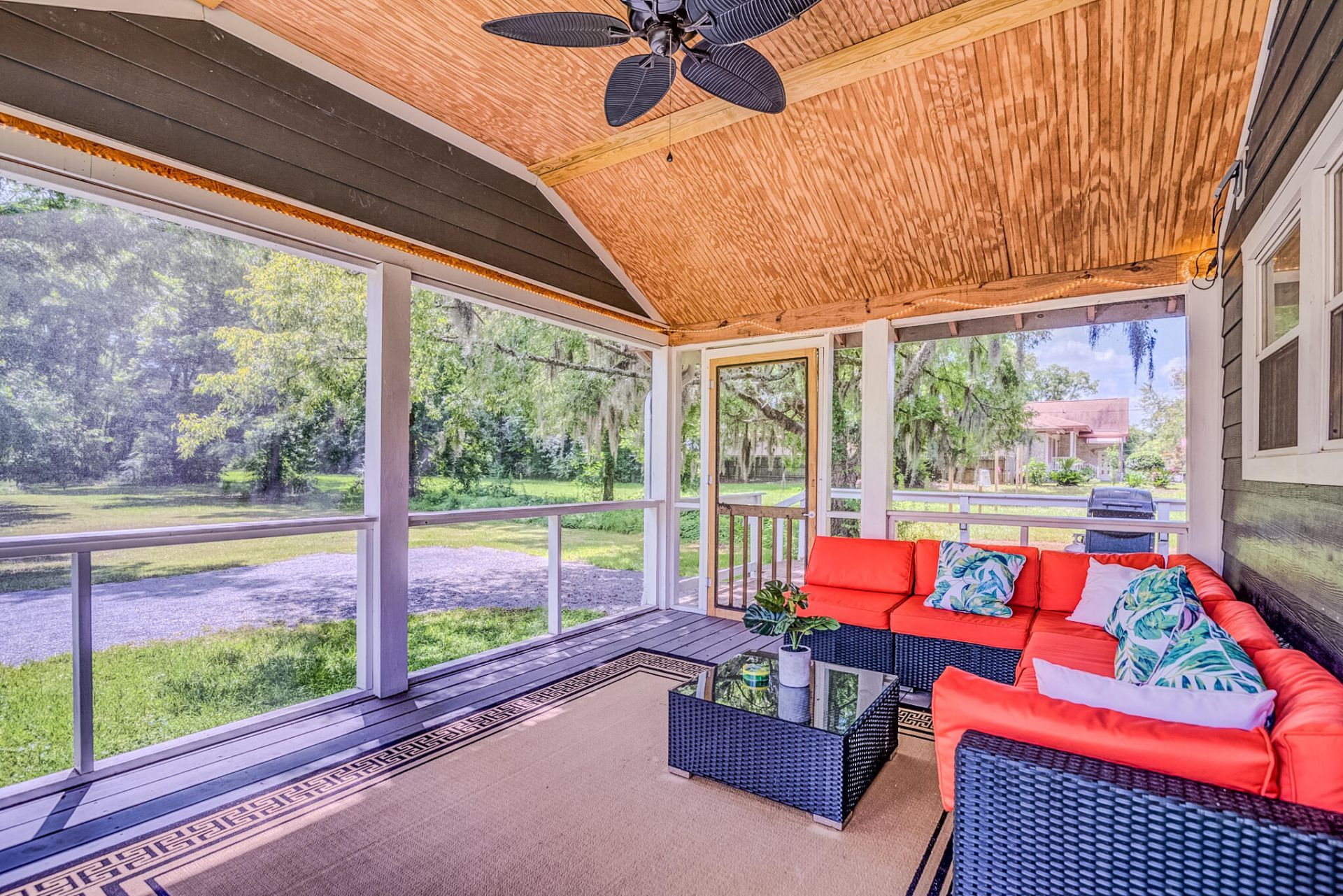 728 Riverland Drive Photo 6