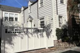 8 Ford Court photo 4