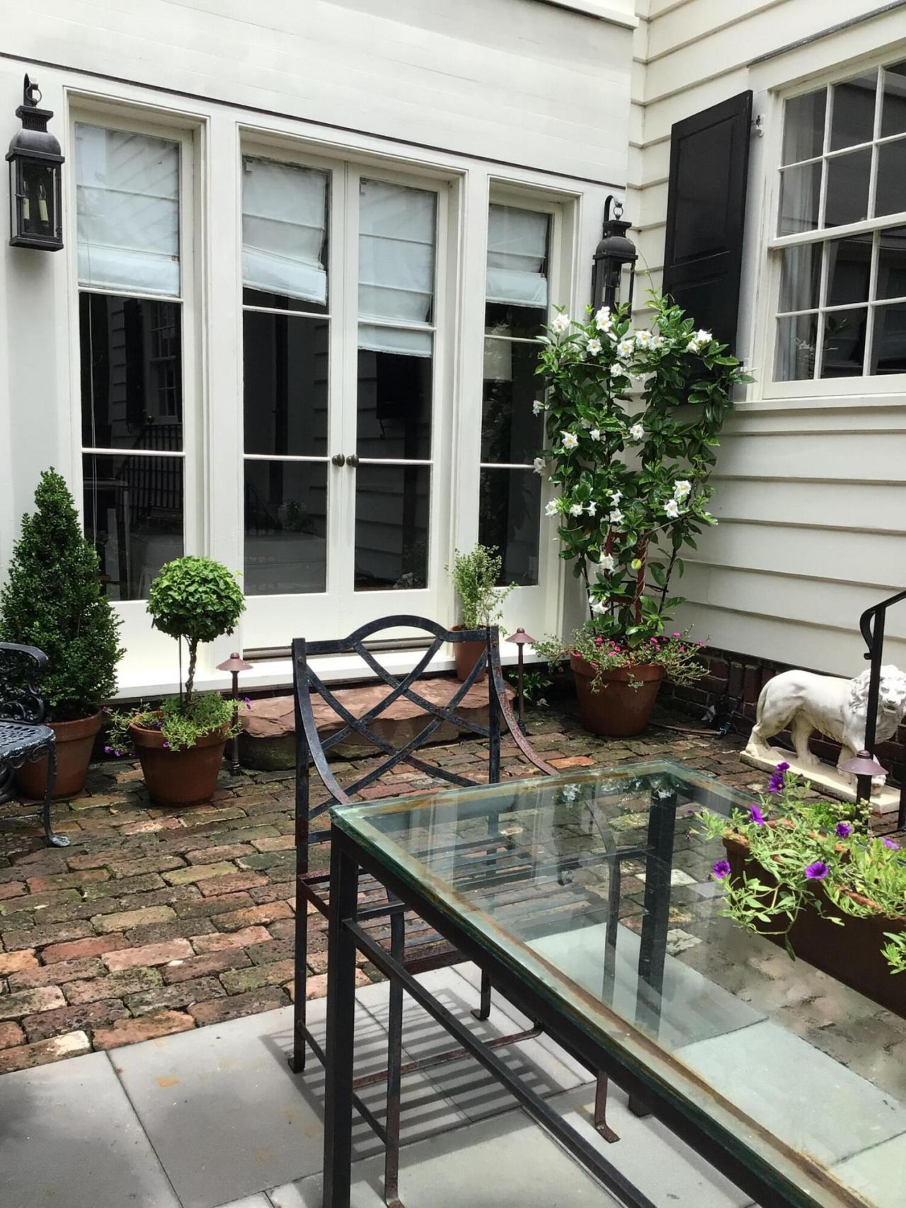 8 Ford Court Photo 5