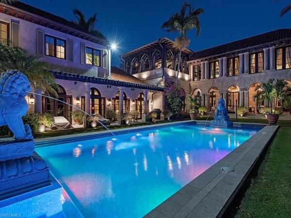 3200 Green Dolphin LN, NAPLES, FL 34102