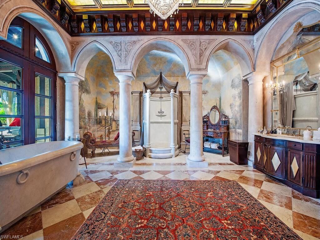 3200 Green Dolphin Ln, Naples, FL 34102 Photo