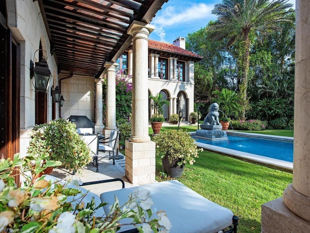 3200 Green Dolphin Ln, Naples, FL 34102 Photo