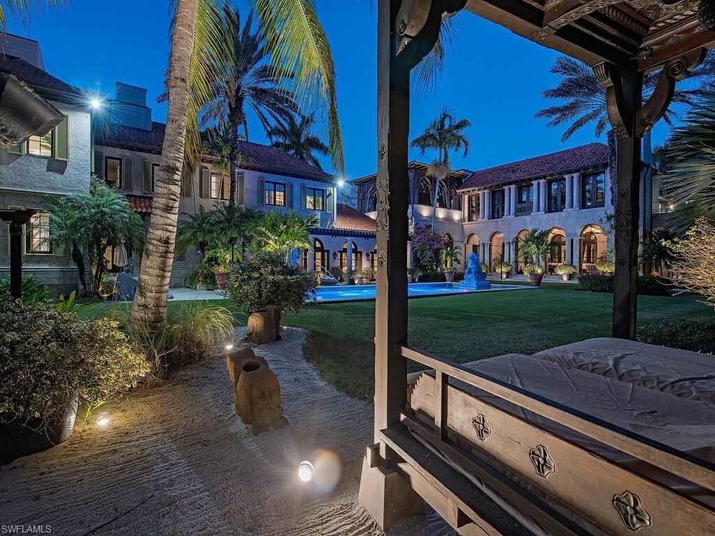 3200 Green Dolphin Ln, Naples, FL 34102 Photo