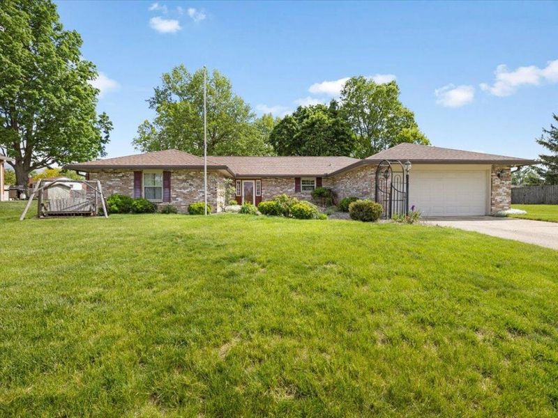 6330 Rangeview Drive, Dayton, OH 45415 Photo 1