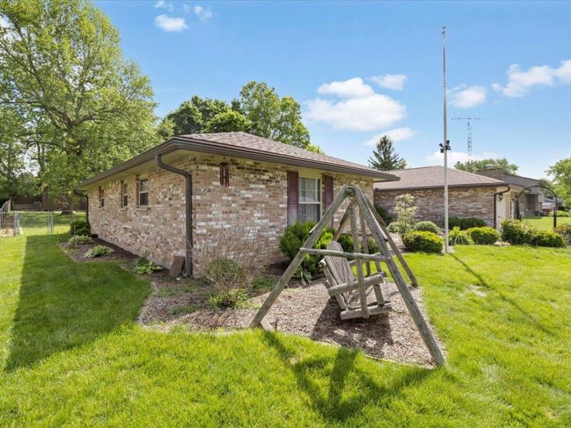 6330 Rangeview Drive, Dayton, OH 45415 Photo 3