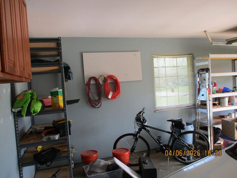 6330 Rangeview Drive, Dayton, OH 45415 Photo 32