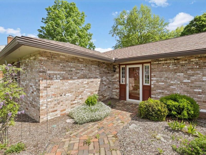 6330 Rangeview Drive, Dayton, OH 45415 Photo 9