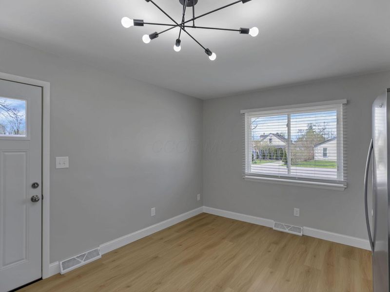 572 Westphal Avenue, Columbus, OH 43213 Photo 6