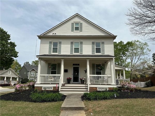 7306 Rocking Chair Lane , Hoschton, GA 30548