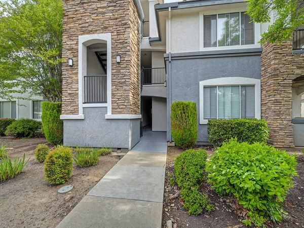 701 Gibson Dr #2018, Unit 2018, Roseville, CA 95678