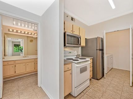 701 Gibson Dr #2018, Unit 2018, Roseville, CA 95678 Photo