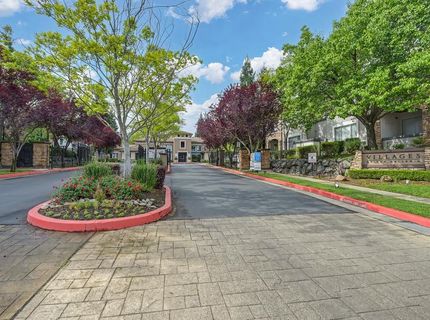 701 Gibson Dr #2018, Unit 2018, Roseville, CA 95678 Photo