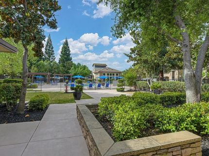 701 Gibson Dr #2018, Unit 2018, Roseville, CA 95678 Photo