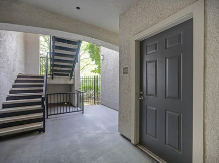 701 Gibson Dr #2018, Unit 2018, Roseville, CA 95678 Photo