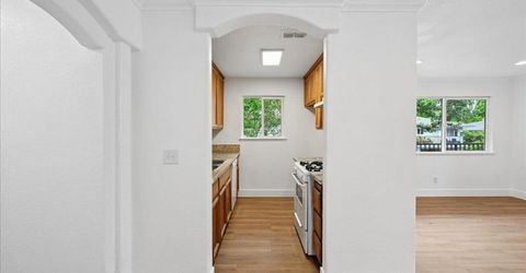 4744 Greenholme Dr #4, Unit 4, Sacramento, CA 95842 Photo