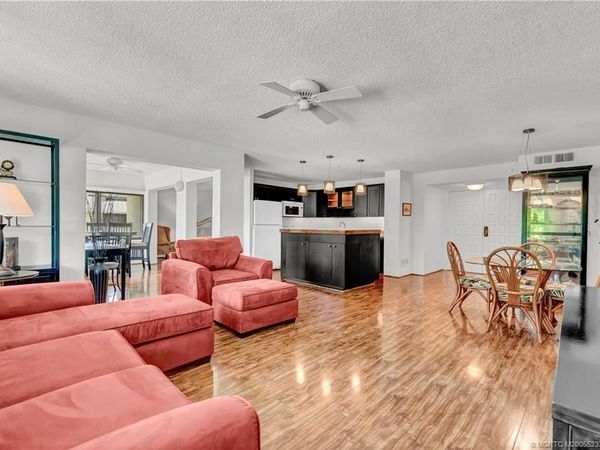 1800 SE St. Lucie Boulevard, Unit 5-207, Stuart, FL 34996