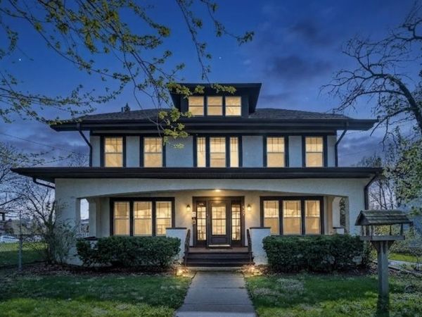 427 E Benton Street, Aurora, IL 60505