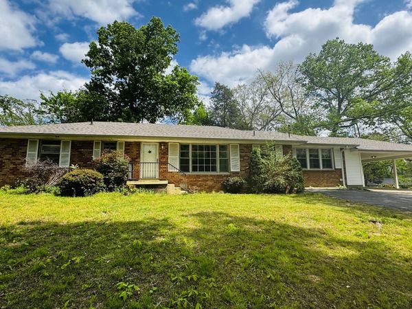 101 Bellwood Cir , Dickson, TN 37055