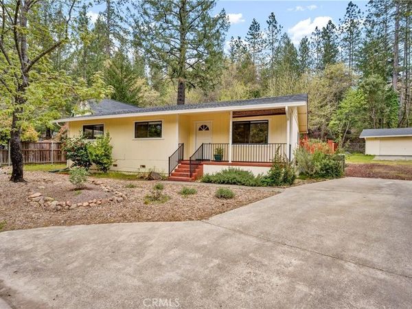 10005 Meadow Drive, Cobb, CA 95426