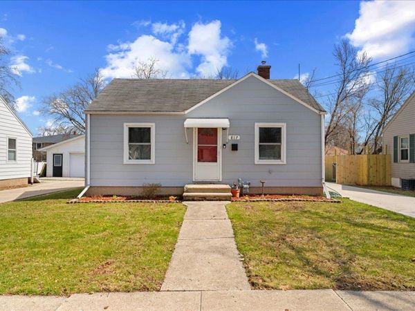 817 15TH AVENUE, Green Bay, WI 54304