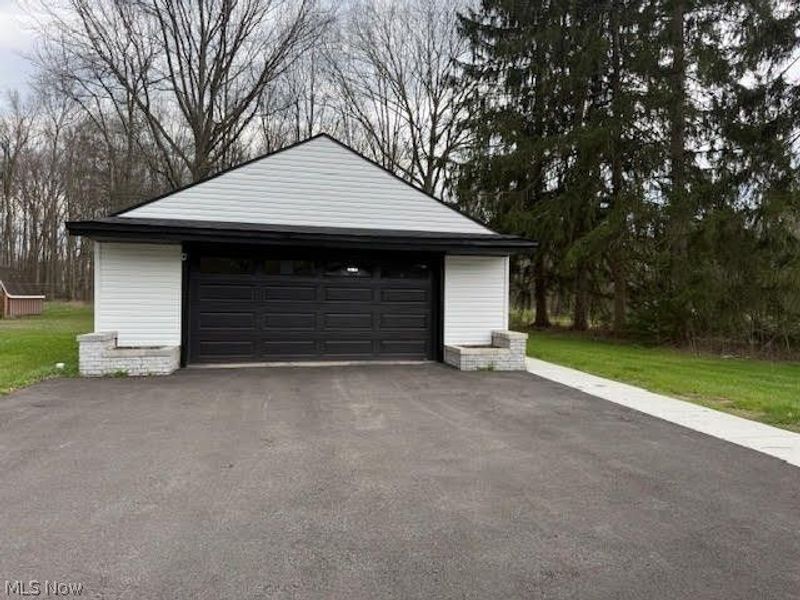 807 Howland Wilson Road SE, Warren, OH 44484 Photo 14