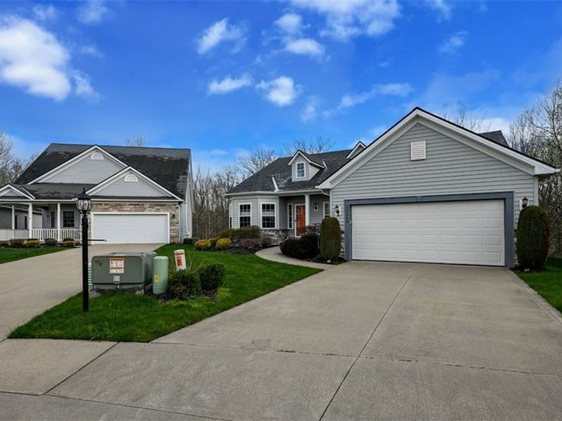 10269 River Run Lane, North Royalton, OH 44133 Photo 2