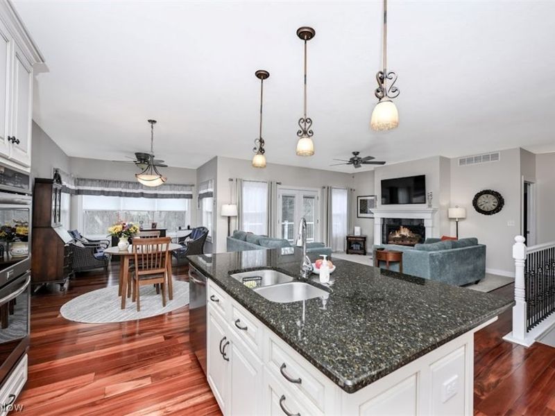 10269 River Run Lane, North Royalton, OH 44133 Photo 7