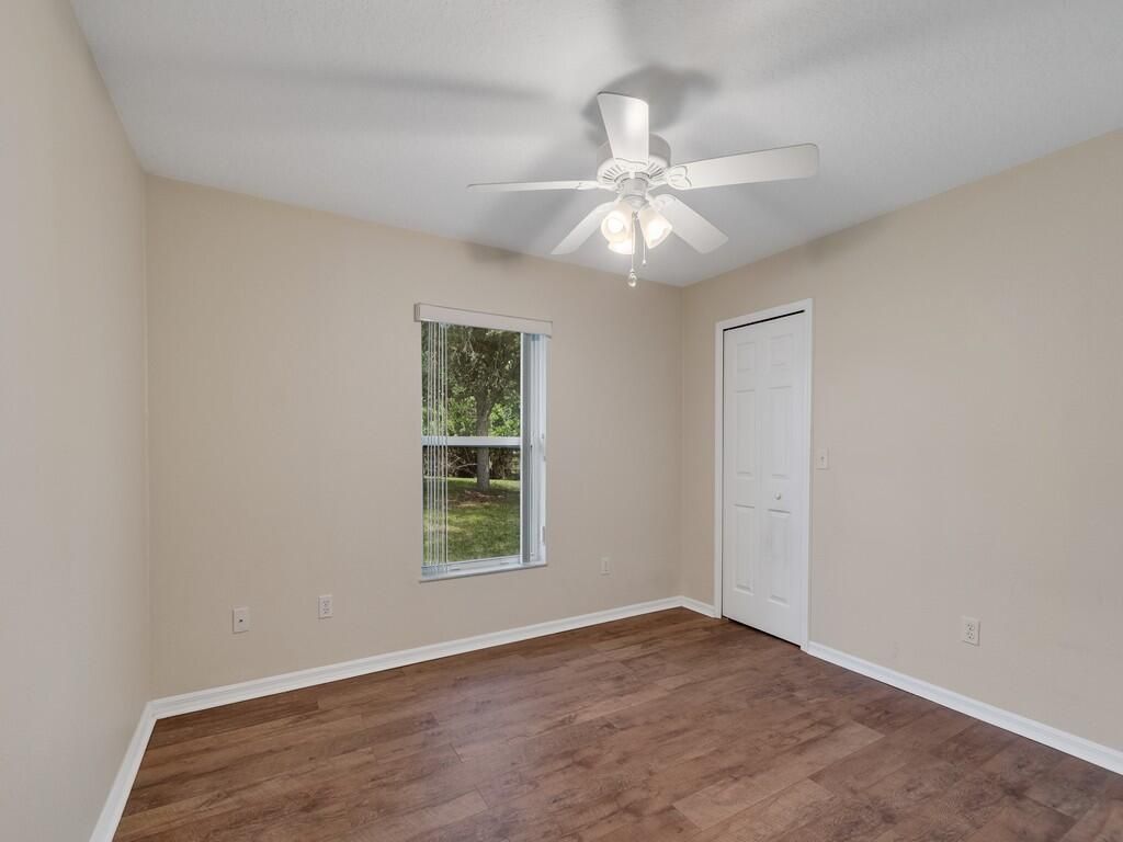 962 Montrose Avenue, Sebastian, FL 32958 Photo