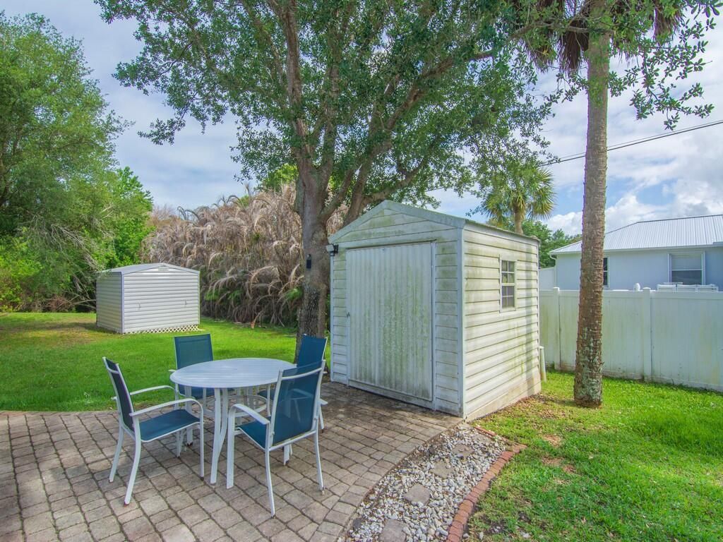 962 Montrose Avenue, Sebastian, FL 32958 Photo