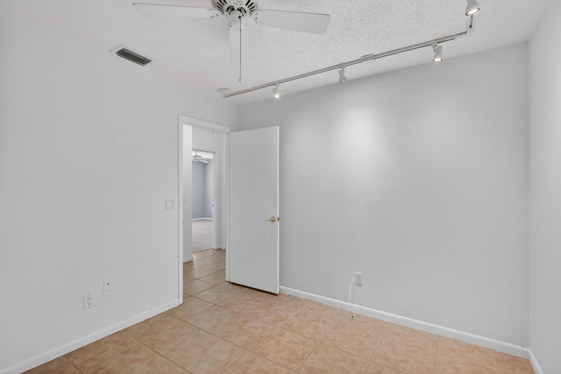 1233 NW River Terrace, Stuart, FL 34994 Photo