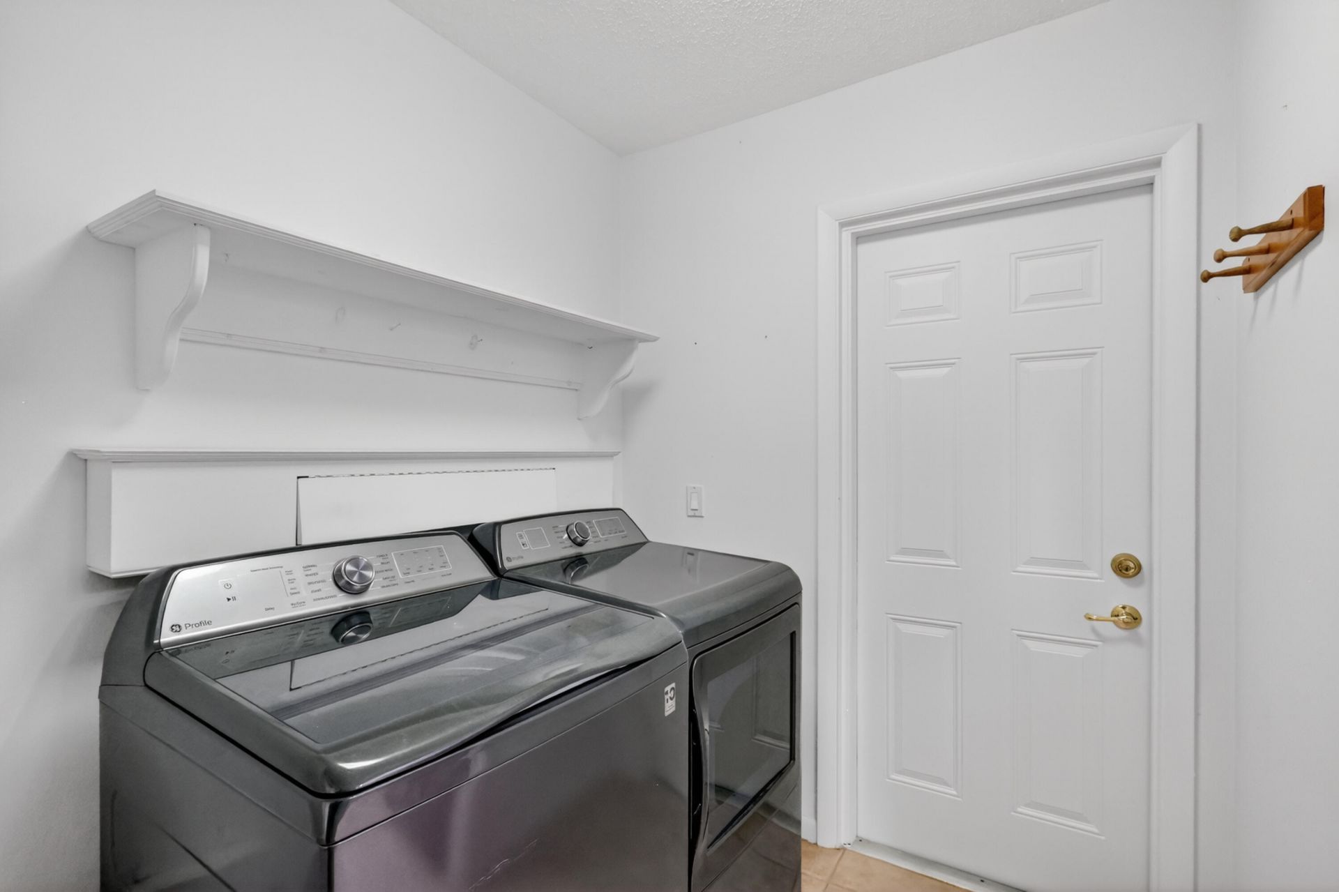 1233 NW River Terrace, Stuart, FL 34994 Photo